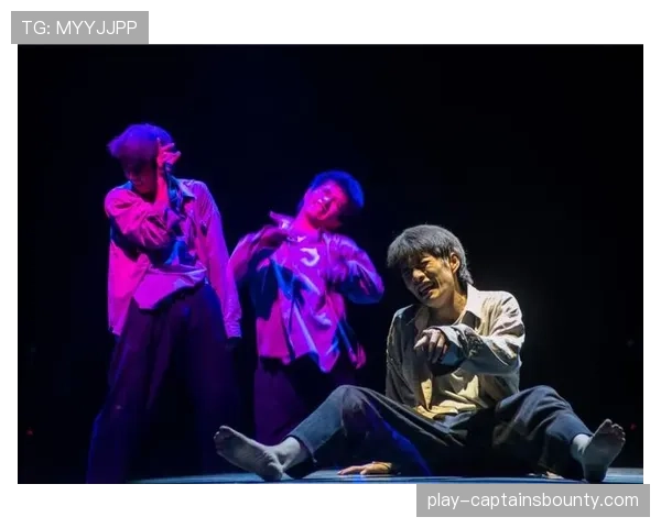 多球训练画面通过馆内大屏实时播放，观众直呼“过瘾”